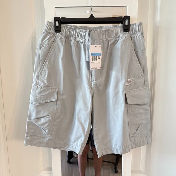 New Nike Men's Cargo Shorts Size Medium Color Grey - Picture 1 of 5